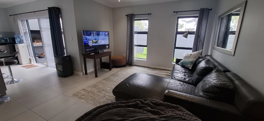 To Let 3 Bedroom Property for Rent in Langeberg Ridge Western Cape